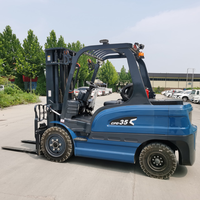 1.6T Electric Forklift